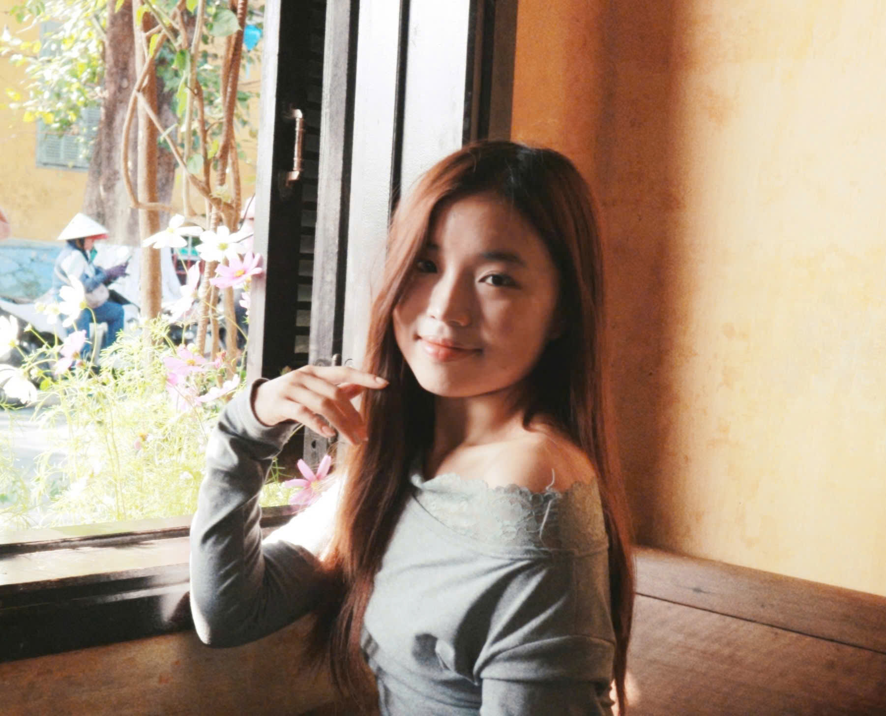 Huyen, brand identity designer
